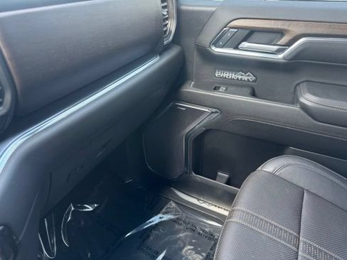 Certified 2024 Chevrolet Silverado 1500 High Country AWD/4WD image 24