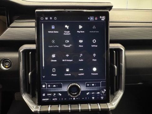 Used 2024 GMC Acadia Elevation image 31