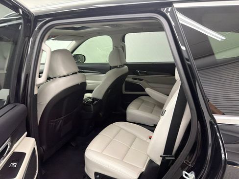 Used 2023 Kia Telluride SX FWD image 23