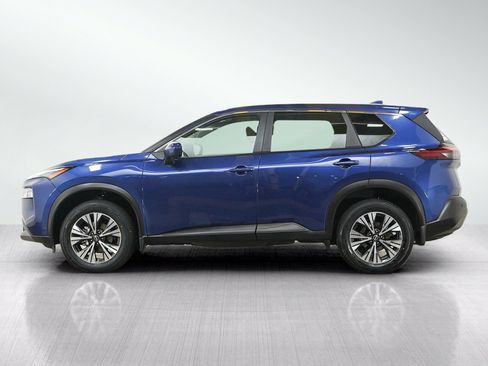 Used 2023 Nissan Rogue SV AWD/4WD image 2