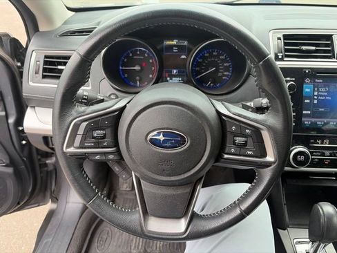 Used 2019 Subaru Outback 2.5i Premium w/ Popular Package #2 AWD/4WD image 11