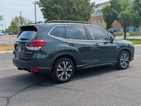 Used 2023 Subaru Forester Limited AWD/4WD image 5