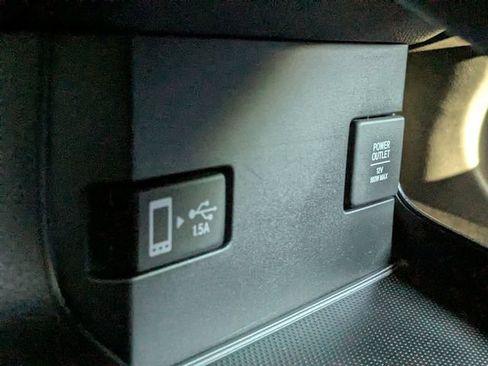 Used 2019 Honda Civic Touring image 24