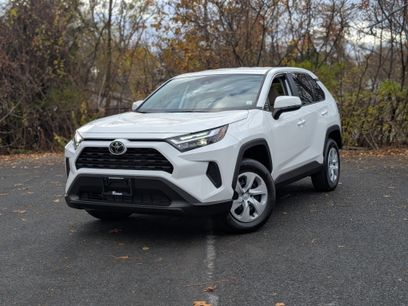 New 2025 Toyota RAV4 LE