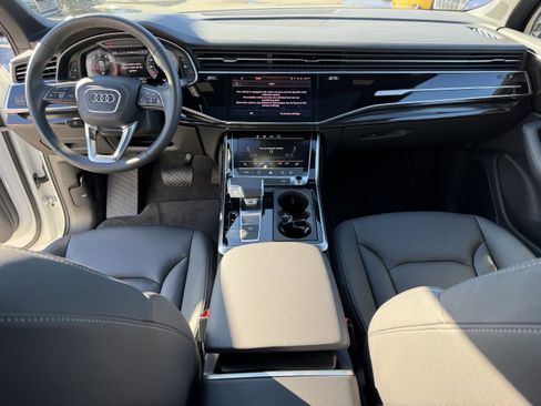 Certified 2025 Audi Q7 2.0T Premium Plus w/ Premium Plus Package image 16