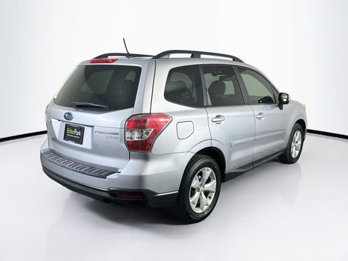 Used 2015 Subaru Forester 2.5i Premium AWD/4WD image 9