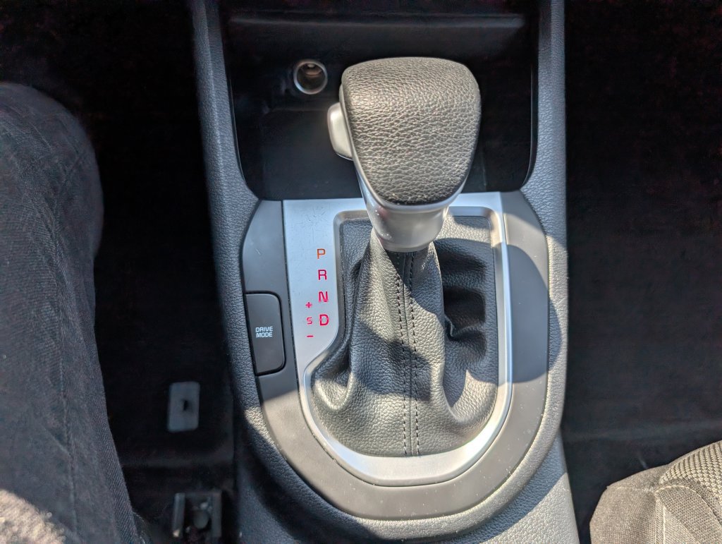 Used 2024 Kia Forte LXS w/ LXS Technology Package FWD image 29
