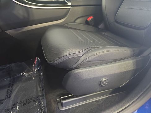 New 2026 Mercedes-Benz GLC 300 4MATIC image 29