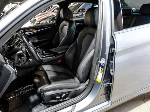 Used 2019 BMW 530i RWD image 30