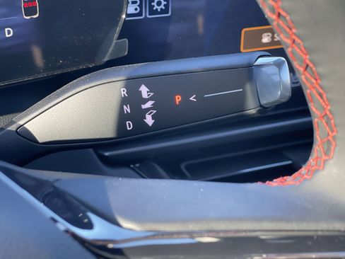 New 2025 Chevrolet Equinox EV RS image 52