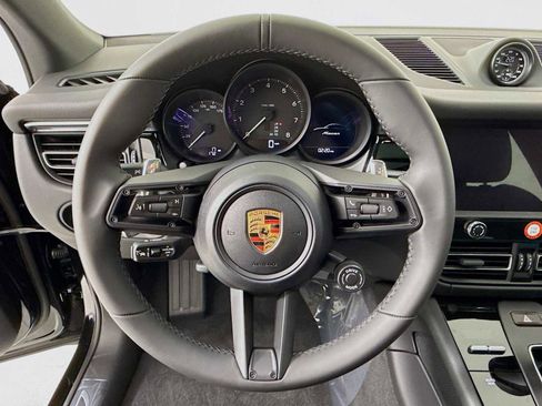 New 2026 Porsche Macan image 15