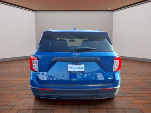 Used 2020 Ford Explorer XLT image 7