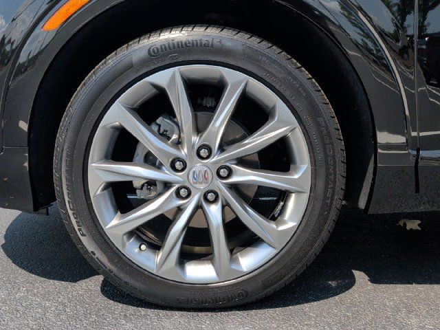 Used 2024 Buick Encore GX Avenir w/ Avenir Convenience Package FWD image 10