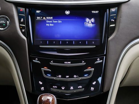 Used 2014 Cadillac XTS Platinum AWD/4WD image 17