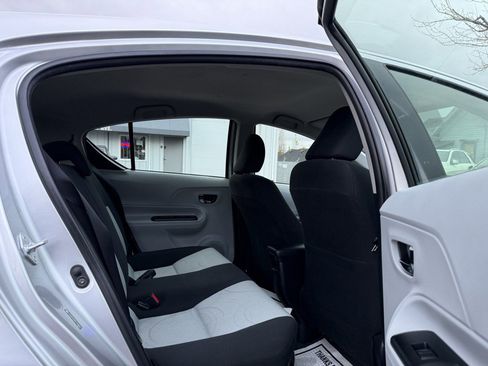 Used 2014 Toyota Prius C Two image 17