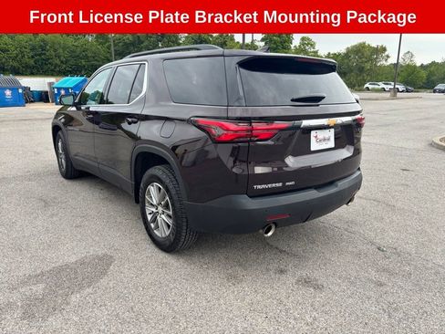 Used 2023 Chevrolet Traverse LT w/ Rear Camera Mirror Package AWD/4WD image 4