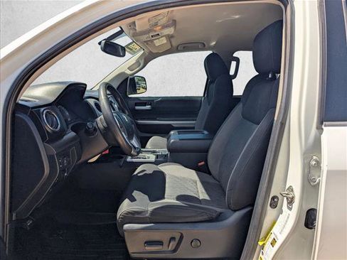 Used 2016 Toyota Tundra SR5 image 10