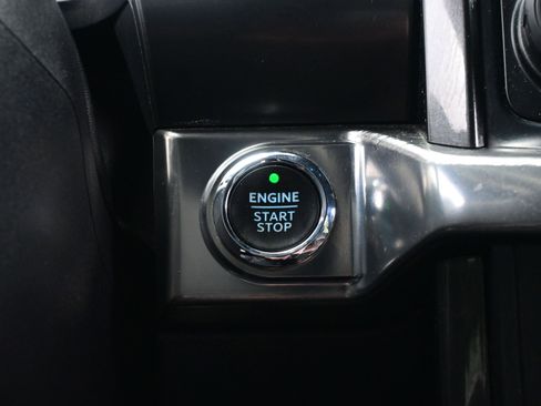 Used 2021 Ford F150 Lariat image 26