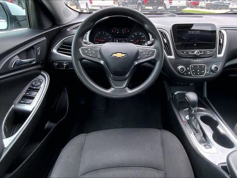 Used 2023 Chevrolet Malibu LT FWD image 6