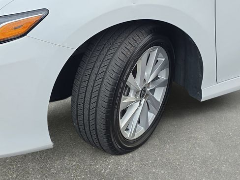 Used 2021 Toyota Camry LE w/ Convenience Package image 30