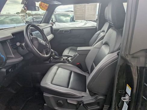 Used 2024 Ford Bronco Black Diamond image 11