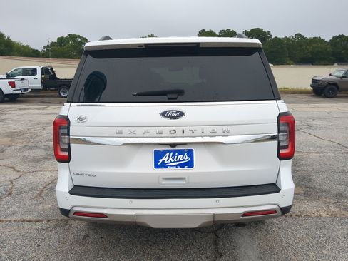 Certified 2022 Ford Expedition Limited AWD/4WD image 4