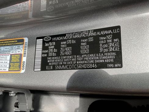 Used 2024 Genesis GV70 3.5T Sport w/ Sport Advanced Package image 18