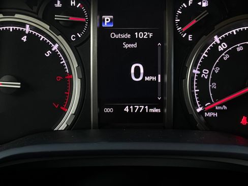 Used 2023 Toyota 4Runner TRD Off-Road AWD/4WD image 42