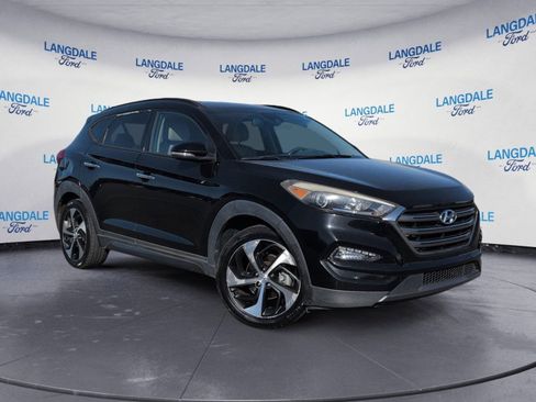 Used 2016 Hyundai Tucson Limited w/ Option Group 03 image 2