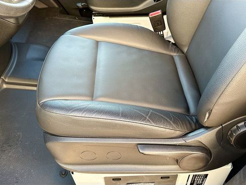 Used 2025 Mercedes-Benz Sprinter 2500 image 18