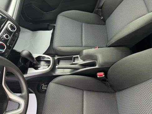 Used 2019 Honda Fit LX image 25