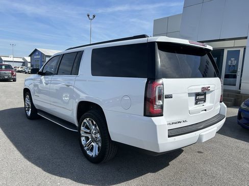 Used 2019 GMC Yukon XL SLT w/ Premium Edition image 6