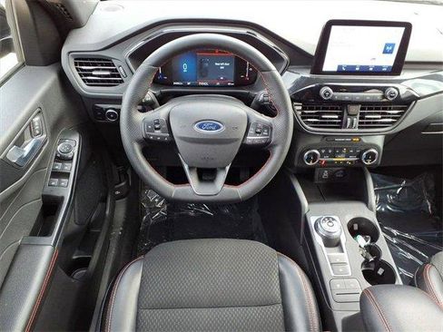 Used 2025 Ford Escape ST-Line Select image 9
