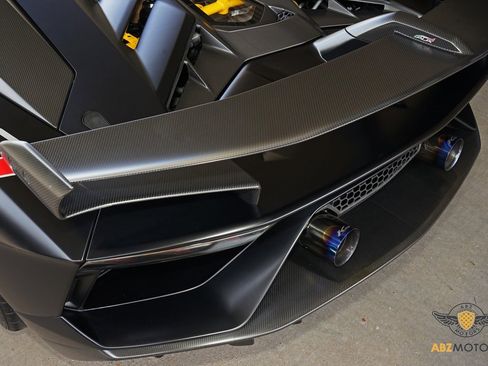 Used 2021 Lamborghini Aventador SVJ image 30