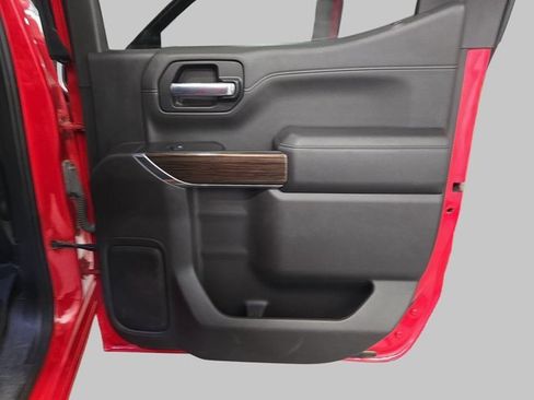 Used 2020 Chevrolet Silverado 1500 LT Trail Boss image 13