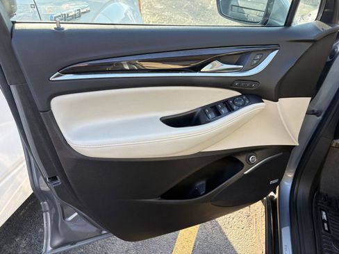 Used 2021 Buick Enclave Premium w/ Sun and Sites Package image 3