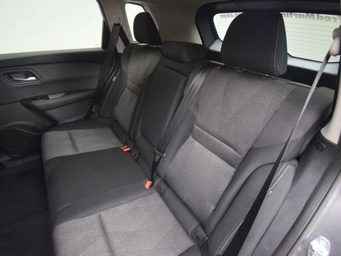 Used 2025 Nissan Rogue SV AWD/4WD image 20