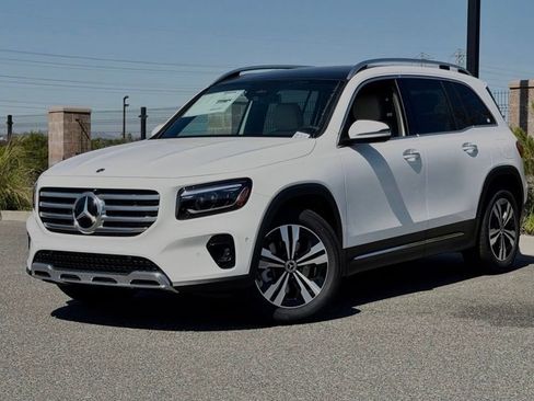 New 2026 Mercedes-Benz GLB 250 image 2
