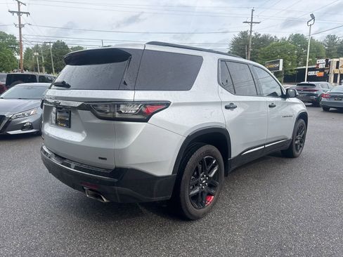 Used 2019 Chevrolet Traverse Premier w/ Redline Edition AWD/4WD image 4