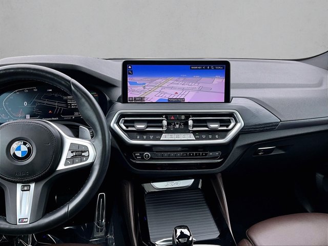 Used 2024 BMW X4 xDrive30i w/ Premium Package AWD/4WD image 8