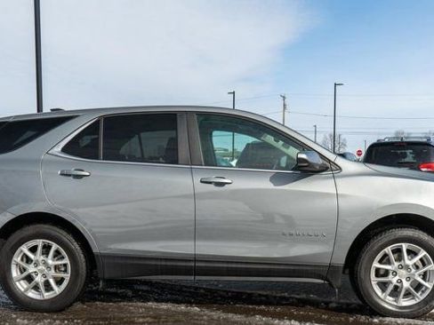 Used 2024 Chevrolet Equinox LT w/ Driver Convenience Package AWD/4WD image 5