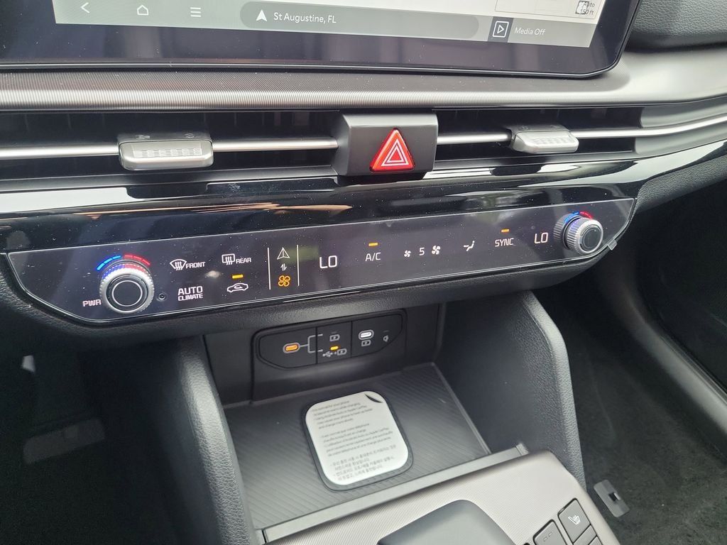 New 2026 Kia Sportage SX FWD image 34