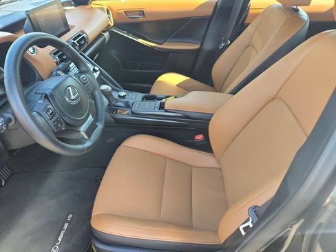 Used 2025 Lexus IS 300 F Sport RWD image 18