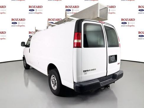 Used 2017 GMC Savana 2500 Extended RWD image 6