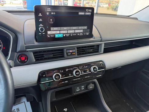 Certified 2025 Honda Pilot EX-L image 21