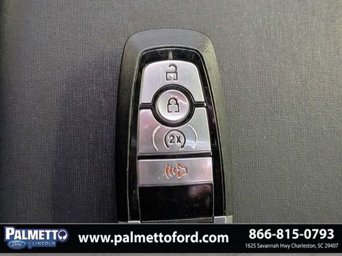 Certified 2022 Ford Bronco Wildtrak AWD/4WD image 29