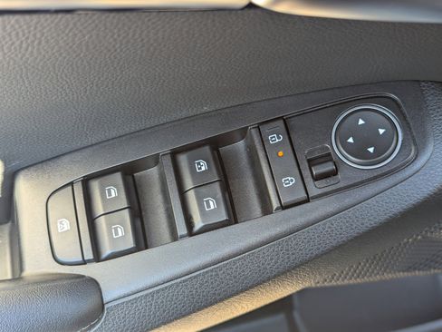 Used 2025 Kia Seltos EX w/ EX Sunroof Package image 22