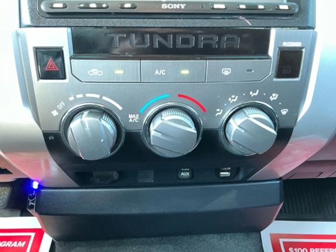 Used 2017 Toyota Tundra SR5 image 24