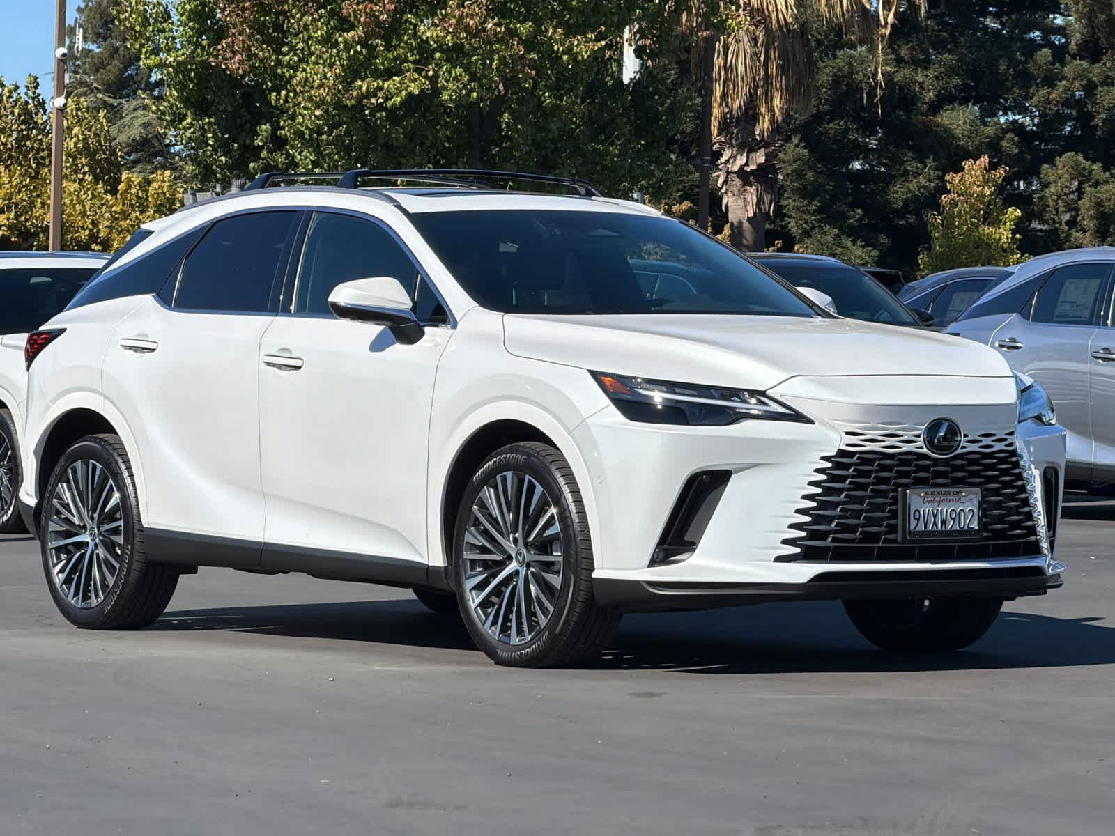Certified 2025 Lexus RX 350 w/ Convenience Package AWD/4WD image 5