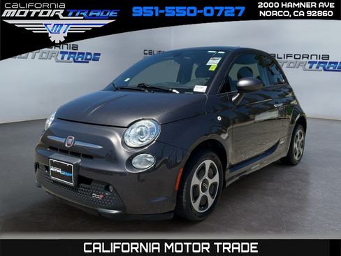 Used 2018 FIAT 500 e FWD image 1